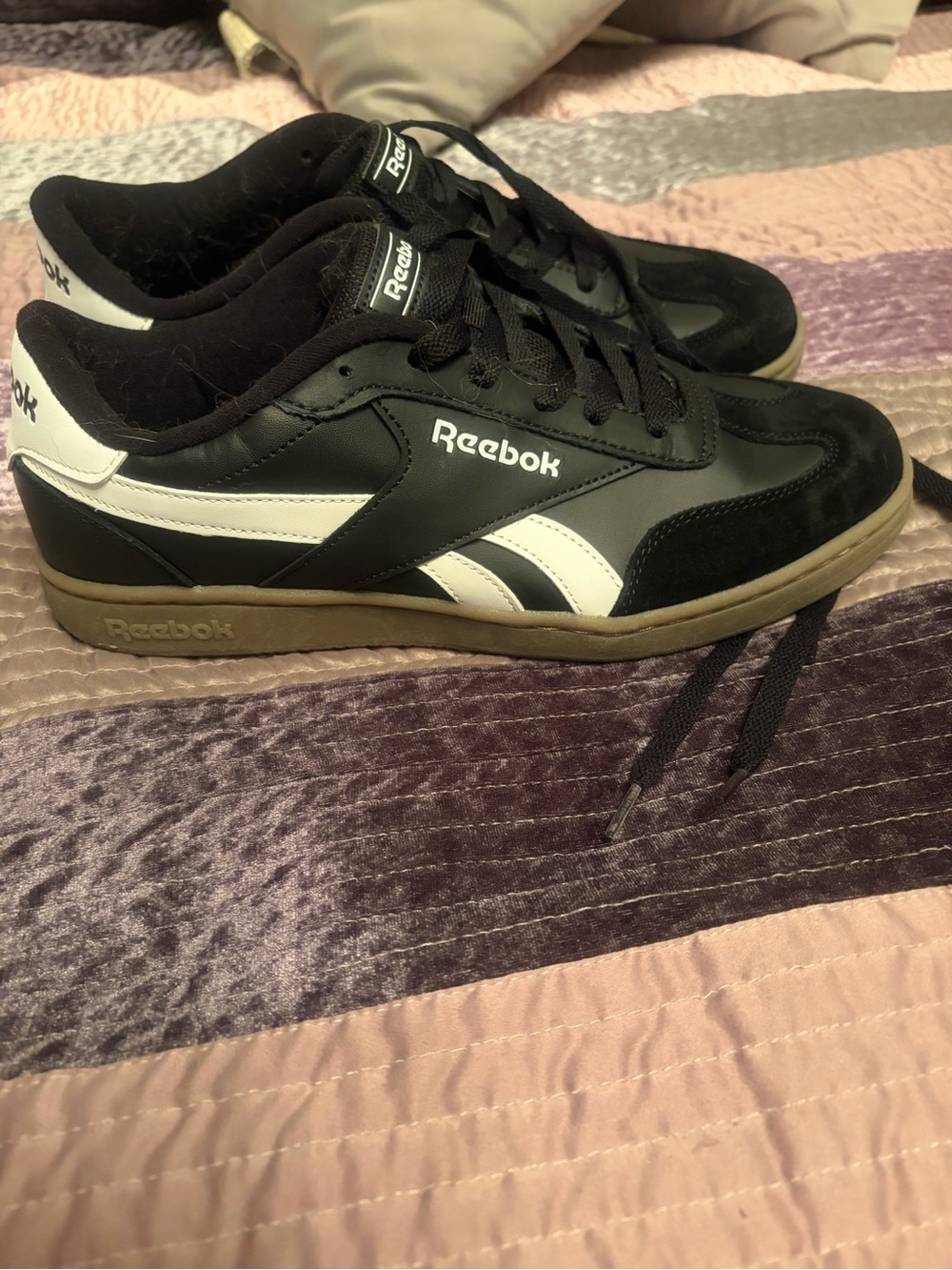 Ladies Reebok size 9